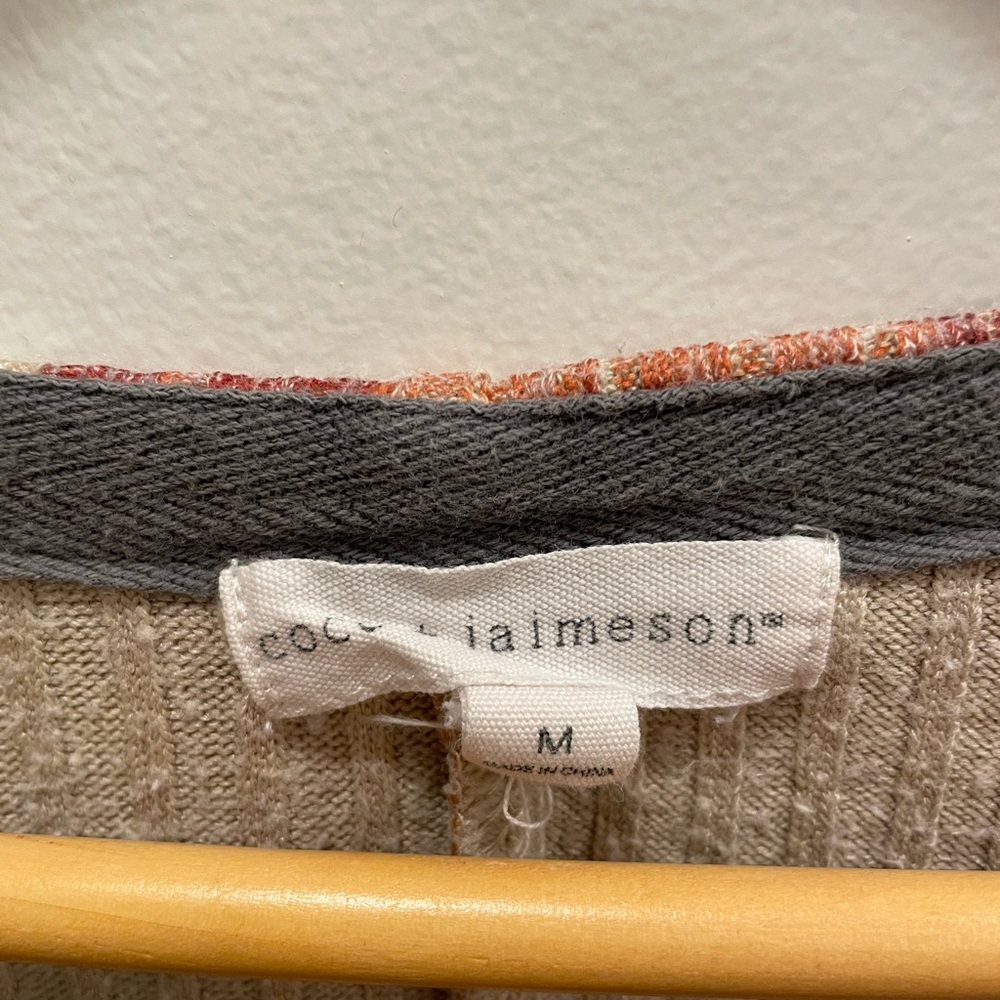 Fall Sweater size Medium - Picture 6 of 7
